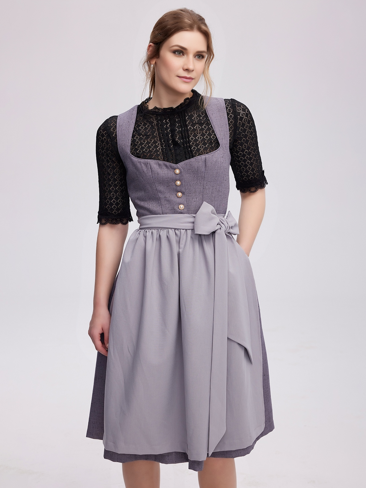Elegantes graues Dirndl mit modernen Details