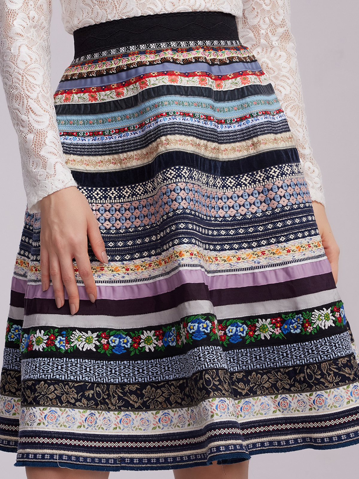 Modernes Dirndl in Blau