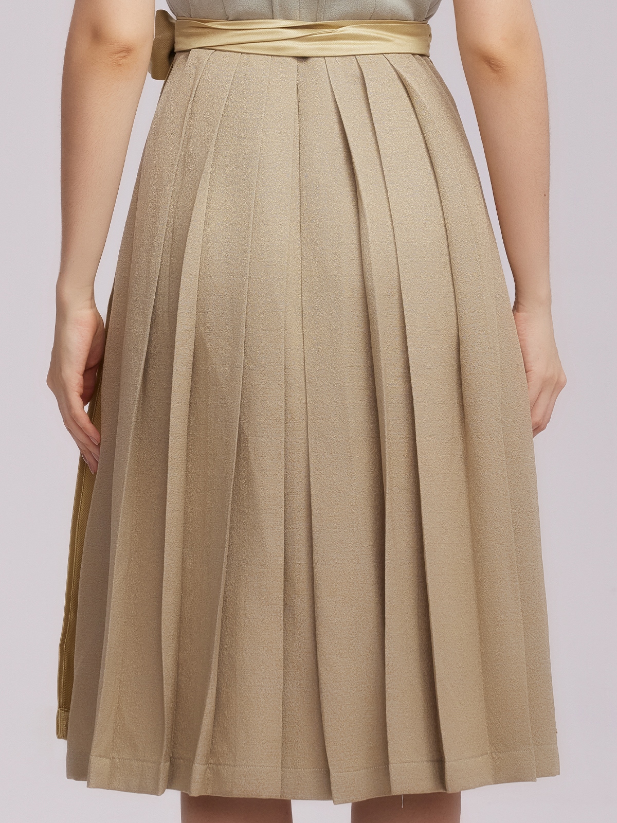 Dirndl in Grün – Eleganz und Frische