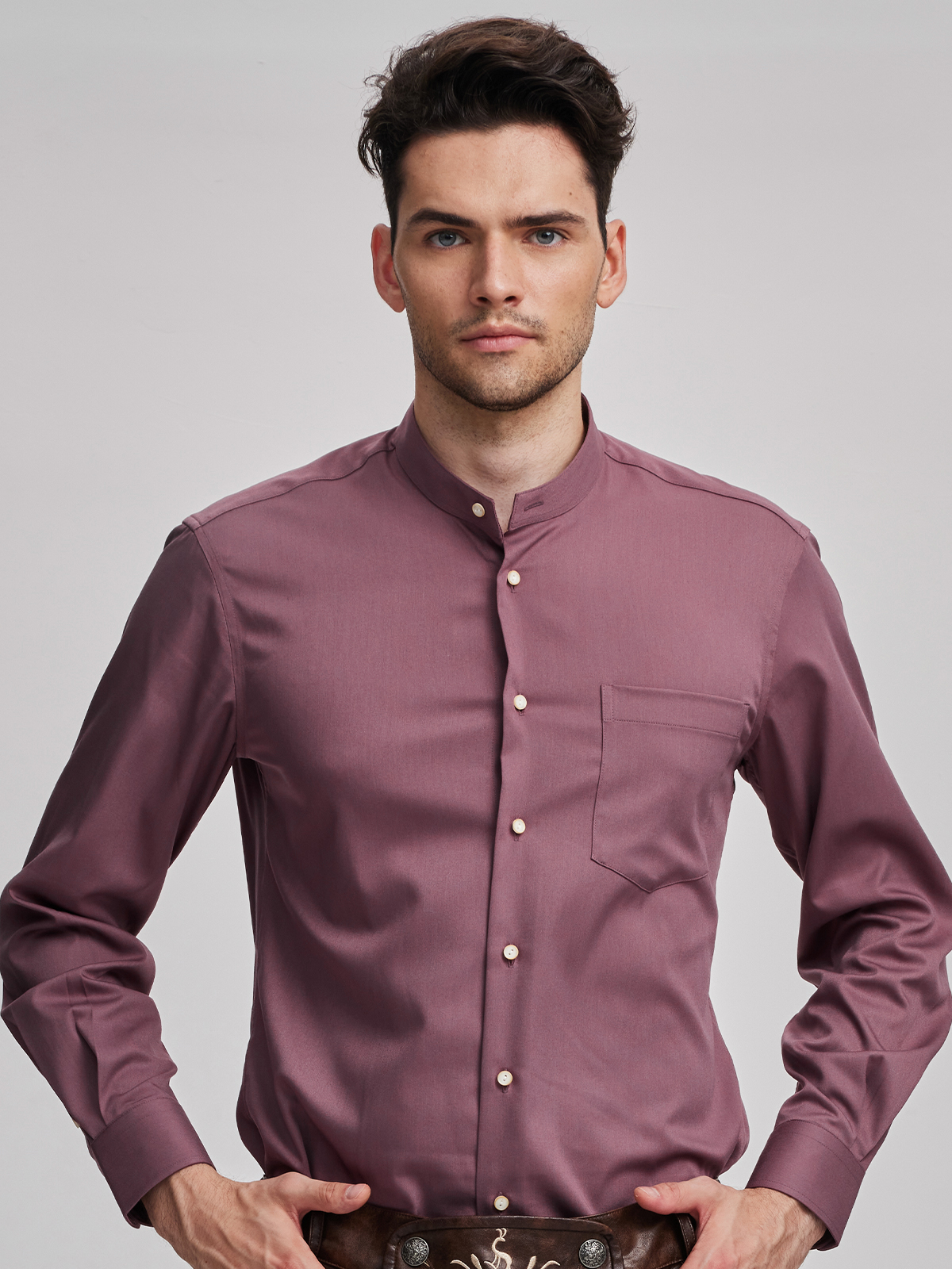 Dirndlbluse mit Kragen in Rosa