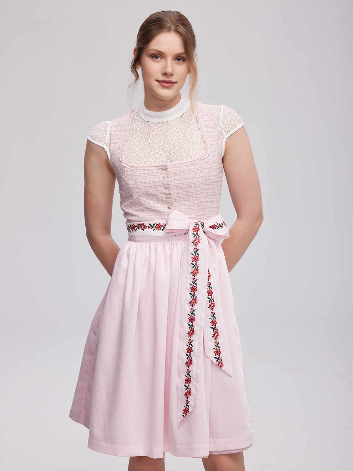 Dirndl in Blau und Grün