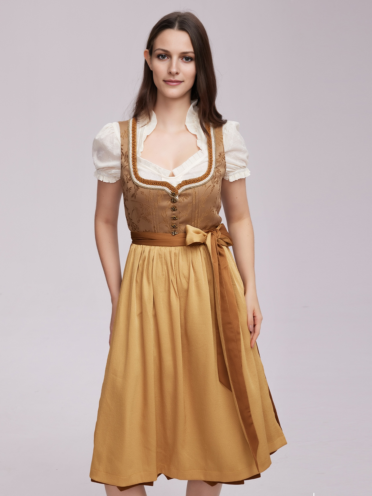 Schwarzes Dirndl mit gelber Schürze