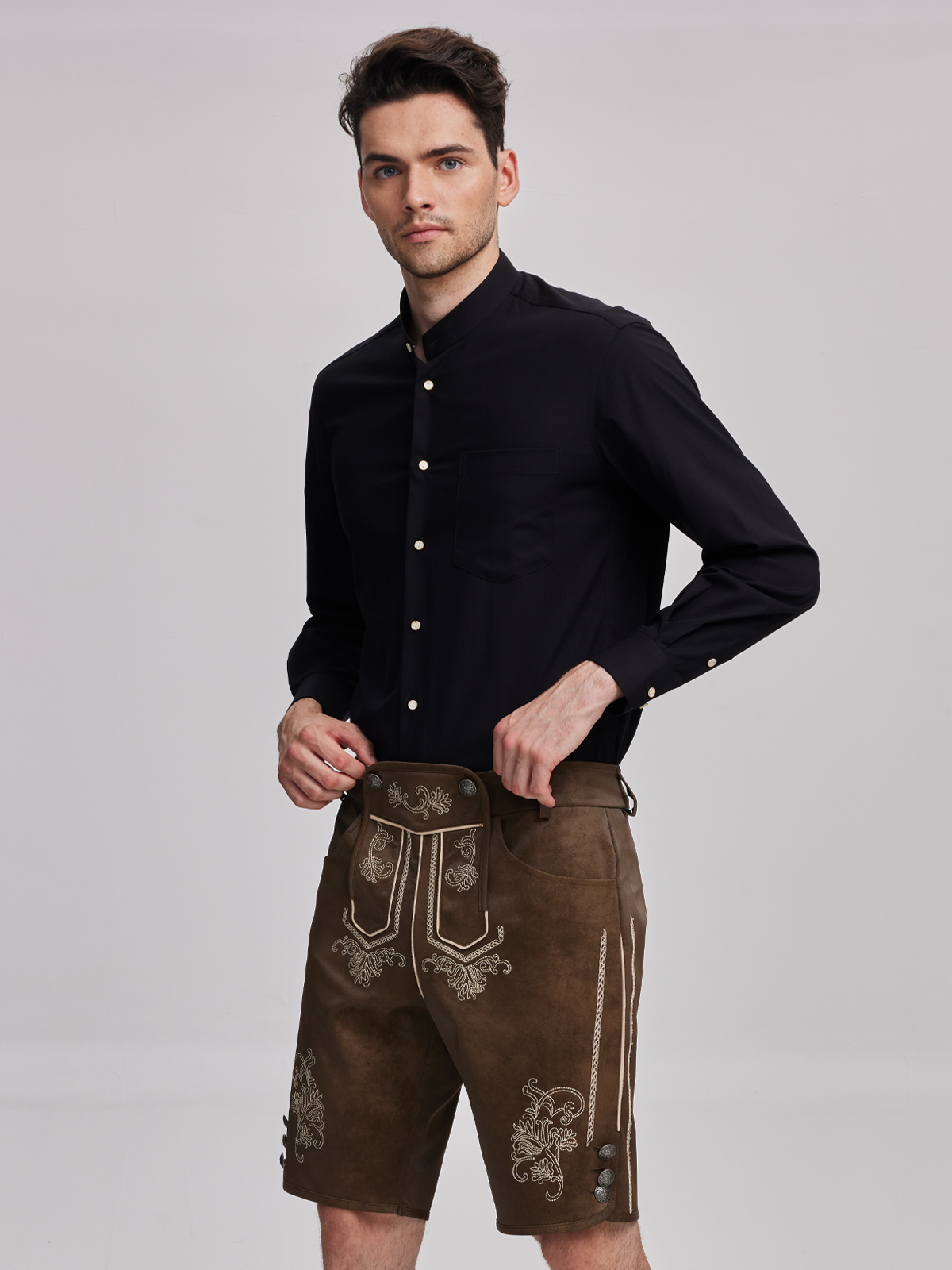 Dirndl in Schwarz – zeitlos und stilvoll