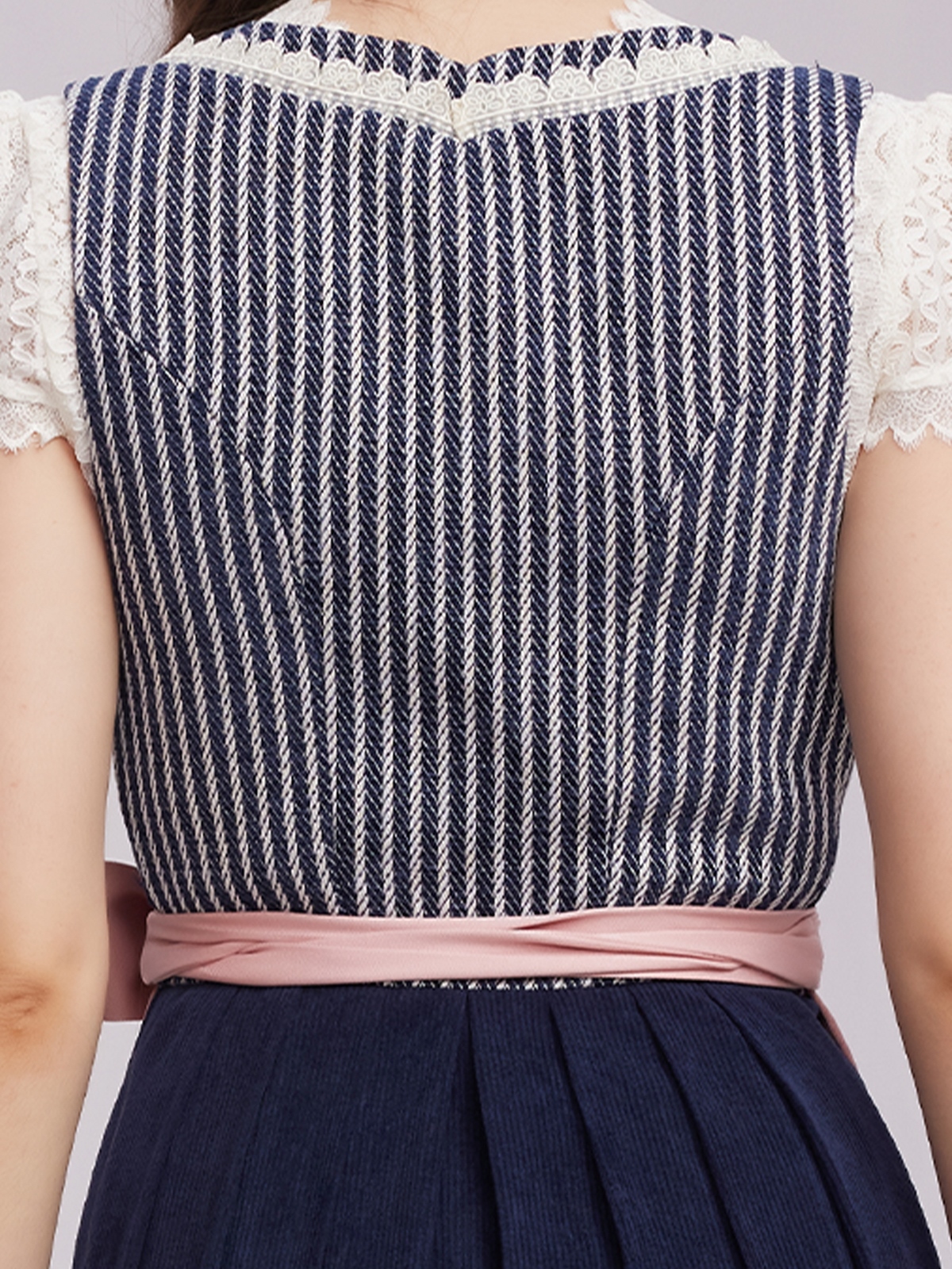 Dirndlbluse Langarm in Blau