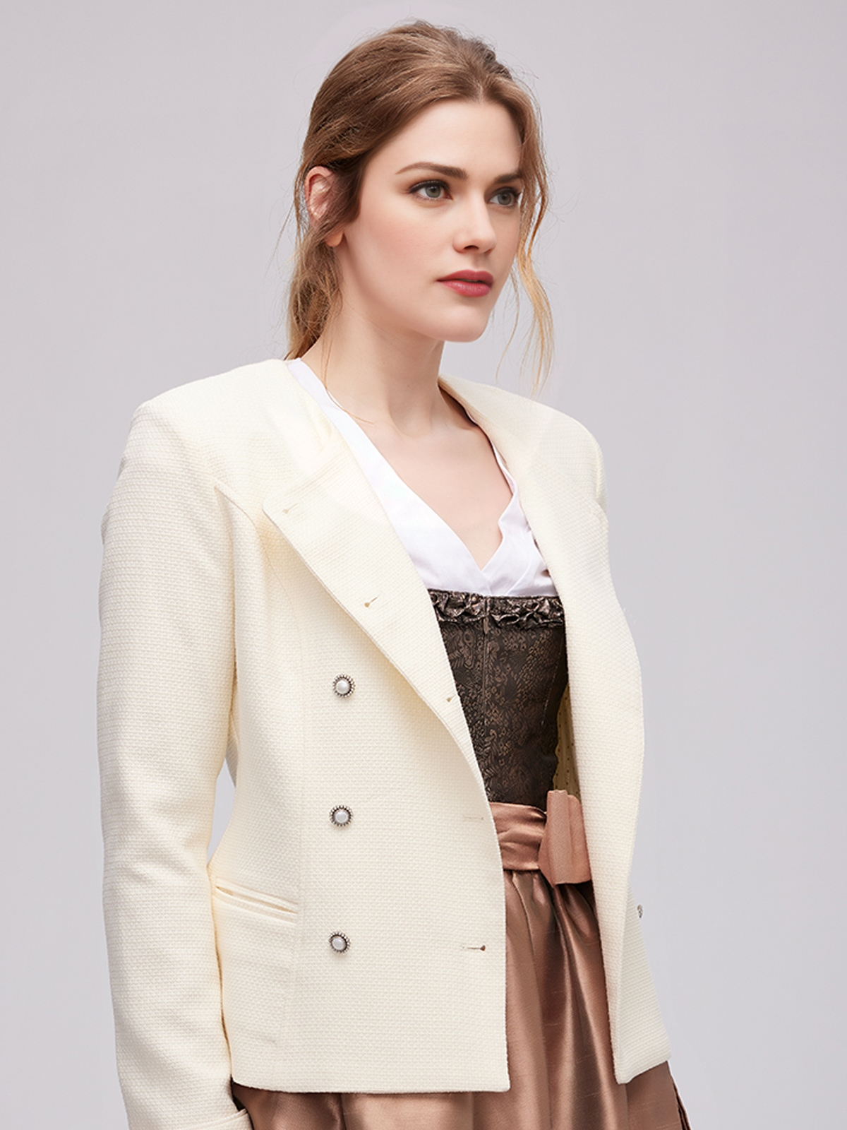 Dirndlbluse hochgeschlossen schwarz