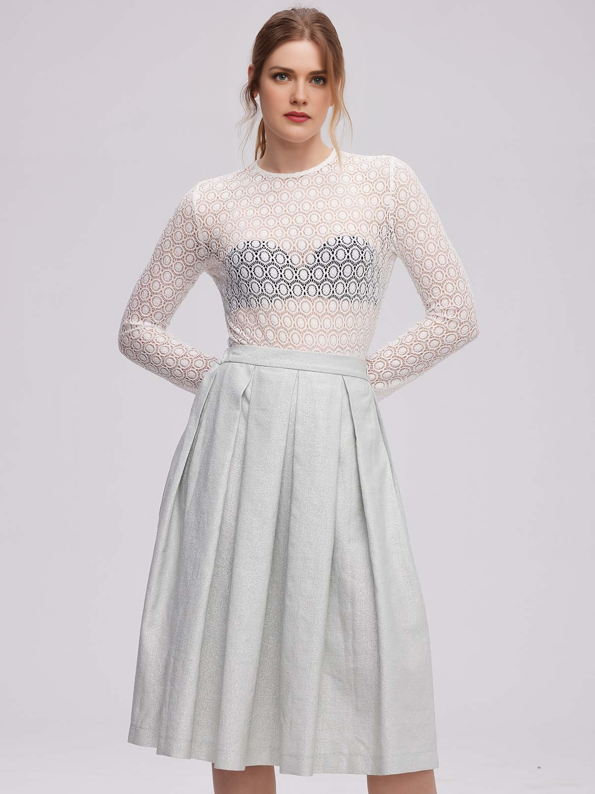 Mini Dirndl Grün – stilvoll und trendy